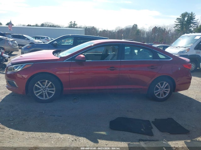 5NPE24AF0GH304341 Hyundai SONATA SE