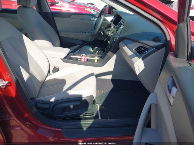 5NPE24AF0GH304341 Hyundai SONATA SE