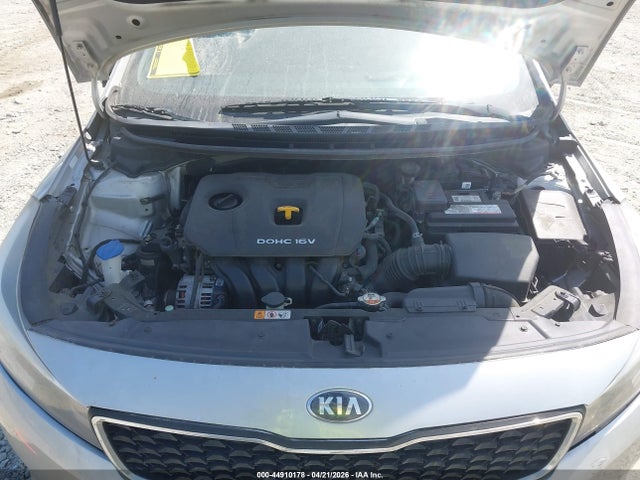 2017 Kia Forte Lx მანქანა იყიდება აუქციონზე, vin: 3KPFL4A74HE160759, აუქციონის ნომერი: 44910178