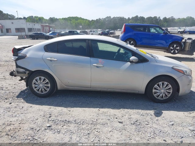 2017 Kia Forte Lx მანქანა იყიდება აუქციონზე, vin: 3KPFL4A74HE160759, აუქციონის ნომერი: 44910178