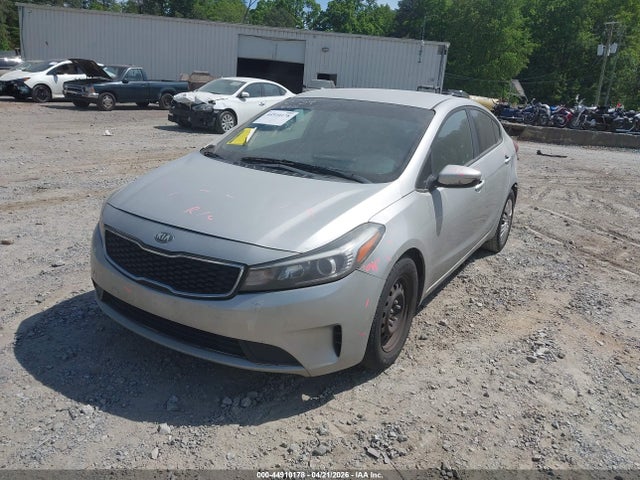 2017 Kia Forte Lx მანქანა იყიდება აუქციონზე, vin: 3KPFL4A74HE160759, აუქციონის ნომერი: 44910178