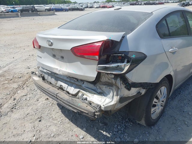 2017 Kia Forte Lx მანქანა იყიდება აუქციონზე, vin: 3KPFL4A74HE160759, აუქციონის ნომერი: 44910178