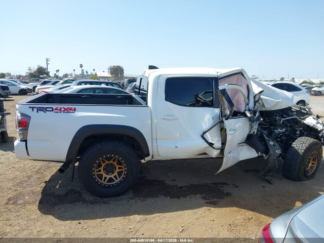 3TMCZ5AN4LM300376 Toyota Tacoma Trd Off-road
