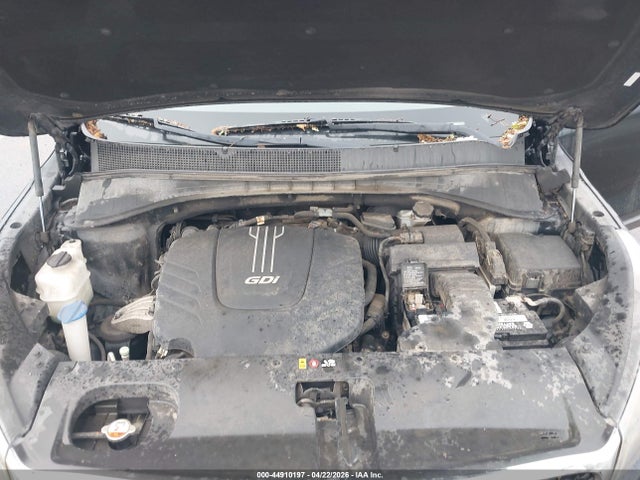 5XYPGDA58GG174169 KIA Sorento 3.3l Lx
