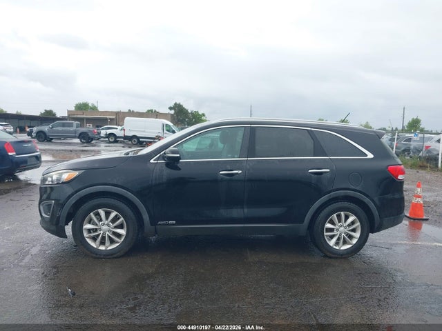 5XYPGDA58GG174169 KIA Sorento 3.3l Lx