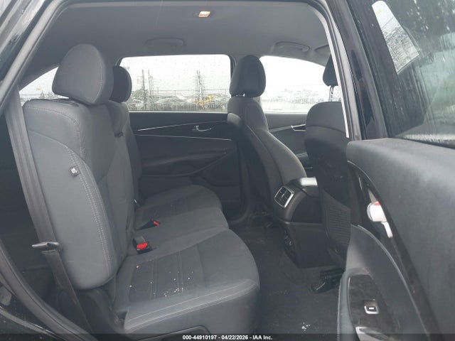 5XYPGDA58GG174169 KIA Sorento 3.3l Lx