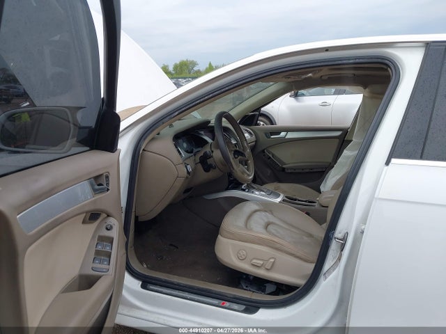 44910207 :رقم المزاد ، WAUFFAFL0CN006028 vin ، 2012 Audi A4 2.0t Premium مزاد بيع