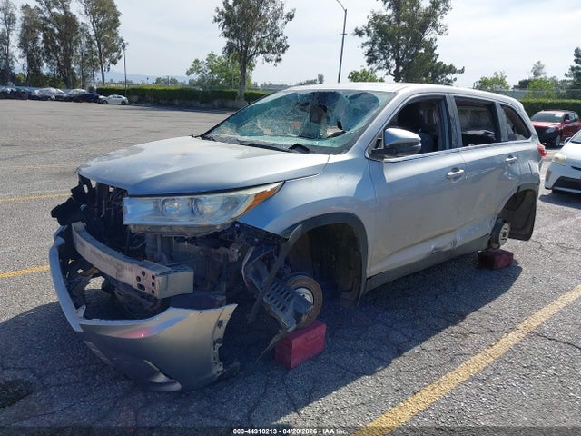 5TDBZRFH2KS949694 Toyota Highlander Le