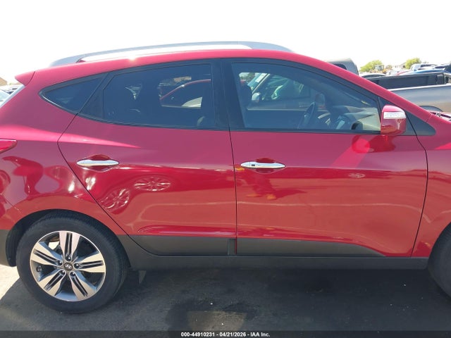 KM8JU3AG4FU114327 Hyundai Tucson Limited