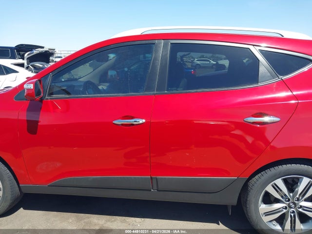 KM8JU3AG4FU114327 Hyundai Tucson Limited