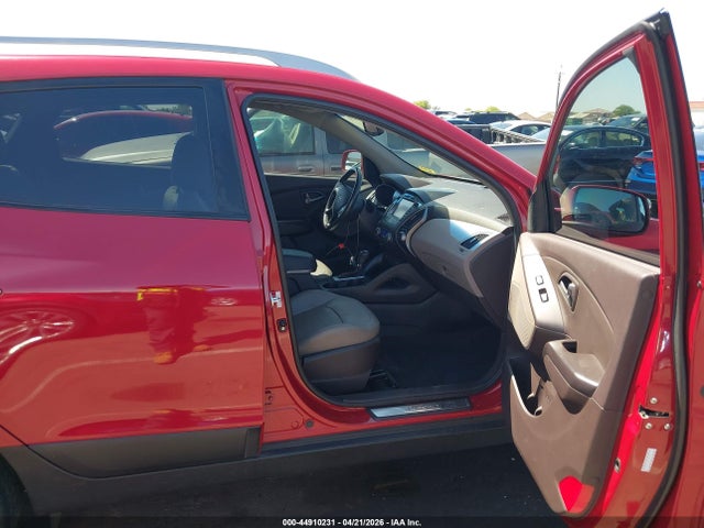 KM8JU3AG4FU114327 Hyundai Tucson Limited