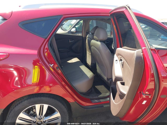 KM8JU3AG4FU114327 Hyundai Tucson Limited