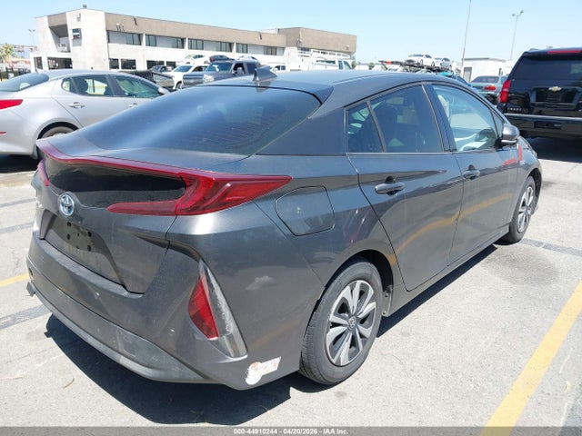 Toyota Prius Prime Advanced 2017 JTDKARFP9H3037458 Image 4