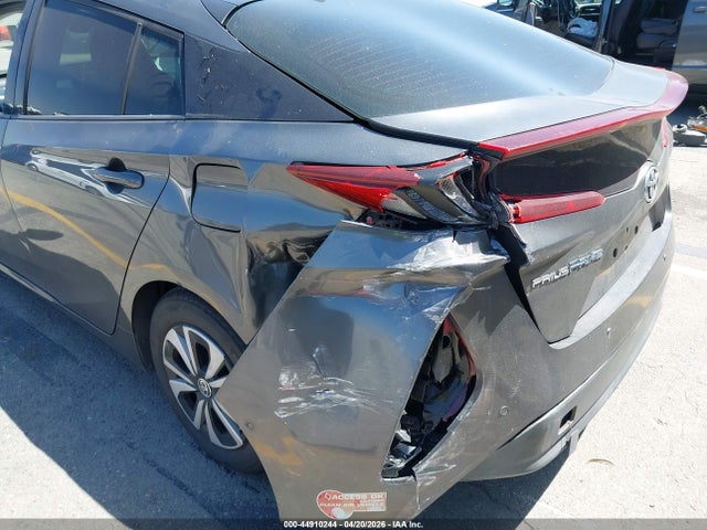 Toyota Prius Prime Advanced 2017 JTDKARFP9H3037458 Image 6