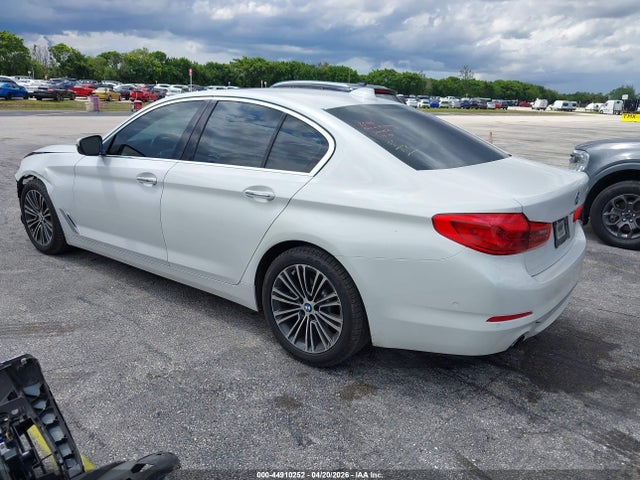 2017 Bmw 530i მანქანა იყიდება აუქციონზე, vin: WBAJA5C34HG897330, აუქციონის ნომერი: 44910252