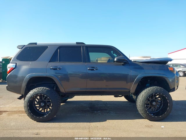 Продаж на аукціоні авто 2021 Toyota 4runner Sr5, vin: JTEMU5JR1M5905934, номер лоту: 44910263