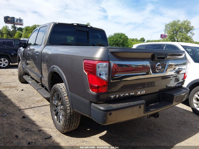 2016 NISSAN TITAN XD 1N6BA1F46GN505413 Photo 2