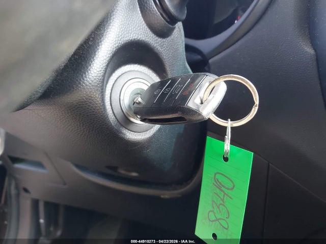 44910273 :رقم المزاد ، KNDJN2A22G7352807 vin ، 2016 Kia Soul مزاد بيع