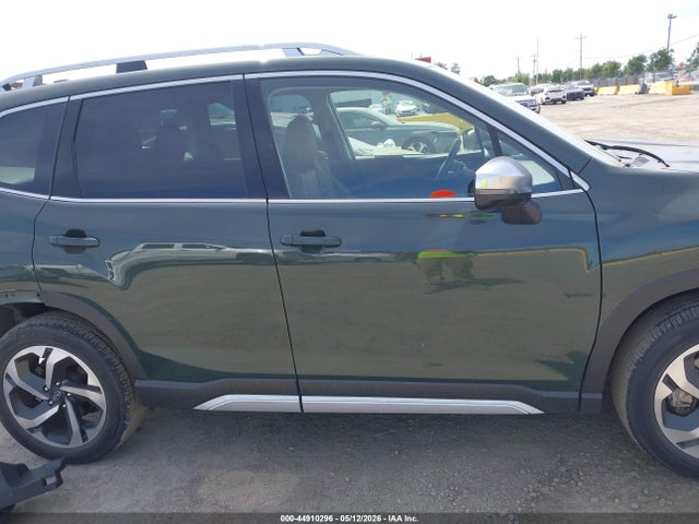Продаж на аукціоні авто 2023 Subaru Forester Touring, vin: JF2SKARC2PH527122, номер лоту: 44910296