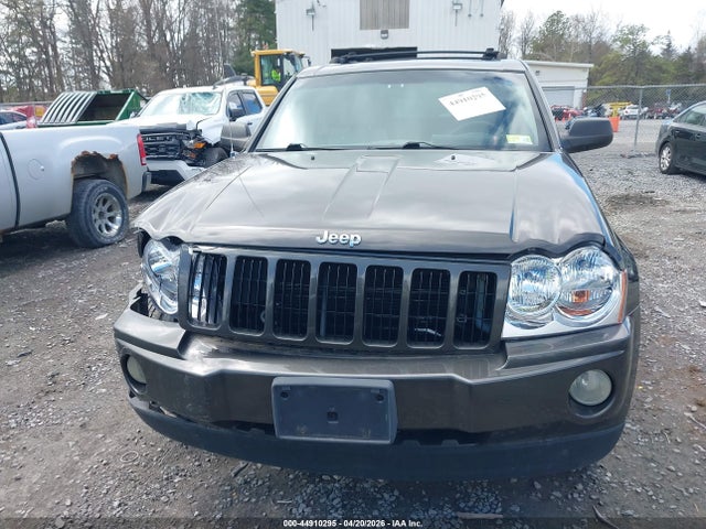 2005 Jeep Grand Cherokee Laredo მანქანა იყიდება აუქციონზე, vin: 1J4GR48K45C630850, აუქციონის ნომერი: 44910295