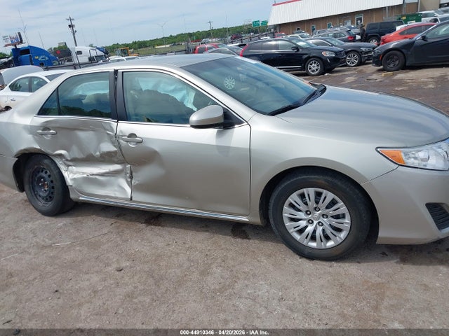 Aukcja sprzedaży 2014 Toyota Camry Le, vin: 4T4BF1FK9ER379412, numer aukcji: 44910346