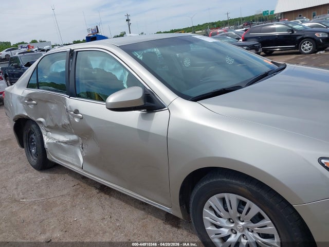 Aukcja sprzedaży 2014 Toyota Camry Le, vin: 4T4BF1FK9ER379412, numer aukcji: 44910346