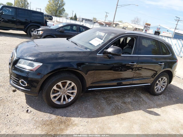 2015 Audi Q5 2.0t Premium მანქანა იყიდება აუქციონზე, vin: WA1LFAFP8FA110605, აუქციონის ნომერი: 44910353
