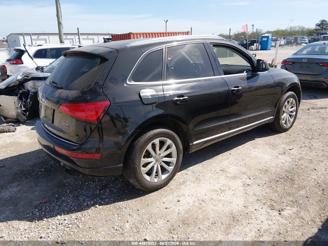 2015 Audi Q5 2.0t Premium მანქანა იყიდება აუქციონზე, vin: WA1LFAFP8FA110605, აუქციონის ნომერი: 44910353