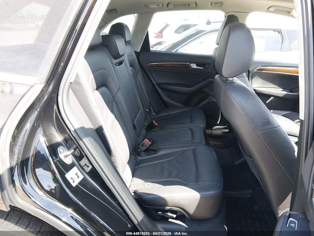 2015 Audi Q5 2.0t Premium მანქანა იყიდება აუქციონზე, vin: WA1LFAFP8FA110605, აუქციონის ნომერი: 44910353