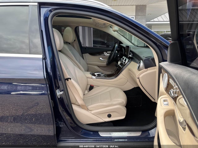 2016 MERCEDES-BENZ GLC 300 WDC0G4KB9GF011985 Photo 4