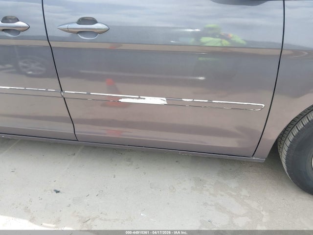 44910361 :رقم المزاد ، 5FNRL38676B455513 vin ، 2006 Honda Odyssey Ex-l مزاد بيع