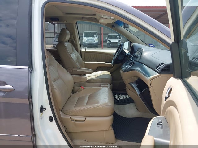 44910361 :رقم المزاد ، 5FNRL38676B455513 vin ، 2006 Honda Odyssey Ex-l مزاد بيع