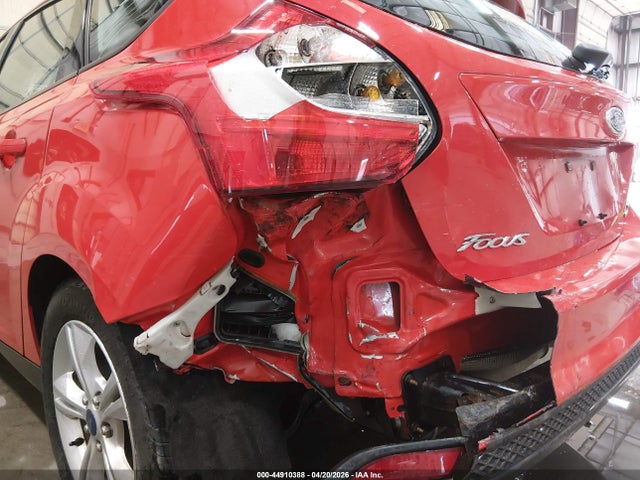 44910388 :رقم المزاد ، 1FADP3K26EL373875 vin ، 2014 Ford Focus Se مزاد بيع