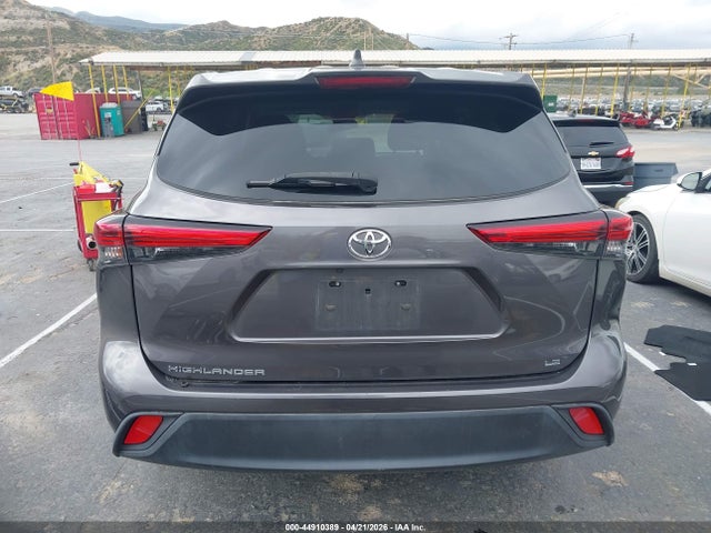 5TDZZRAH0NS542239 Toyota Highlander Le