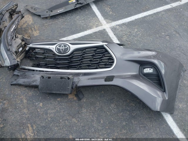 5TDZZRAH0NS542239 Toyota Highlander Le