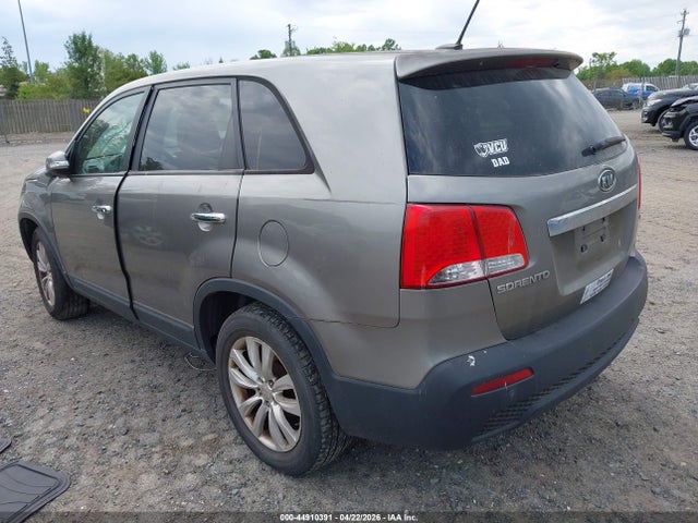 44910391 :رقم المزاد ، 5XYKU3A16BG001432 vin ، 2011 Kia Sorento Ex مزاد بيع