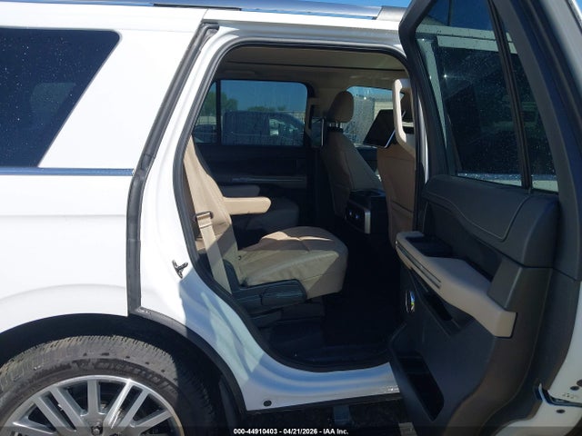 2023 Ford Expedition Limited მანქანა იყიდება აუქციონზე, vin: 1FMJU1K82PEA23080, აუქციონის ნომერი: 44910403