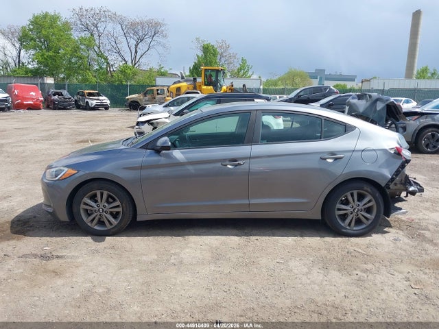 2018 Hyundai Elantra Value Edition მანქანა იყიდება აუქციონზე, vin: 5NPD84LF3JH254498, აუქციონის ნომერი: 44910409
