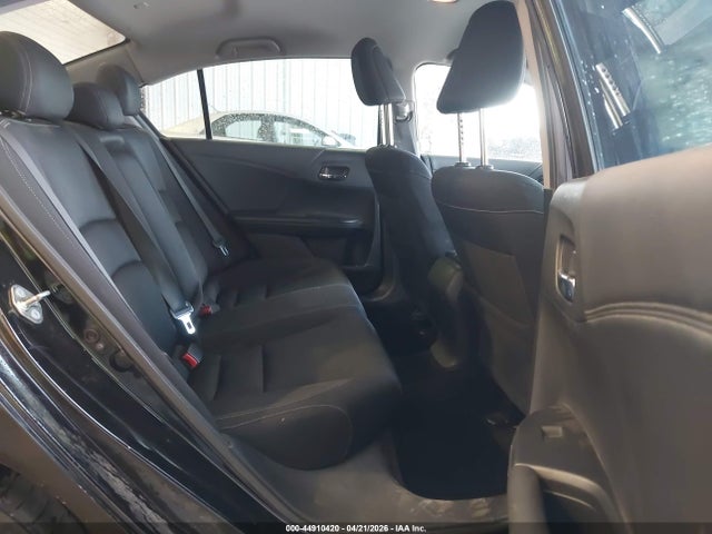 44910420 :رقم المزاد ، 1HGCR2E53FA177178 vin ، 2015 Honda Accord Sport مزاد بيع