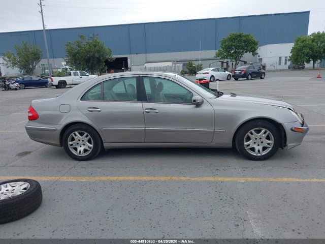 Продажа на аукционе авто 2004 Mercedes-benz E 320, vin: WDBUF65J54A414829, номер лота: 44910433