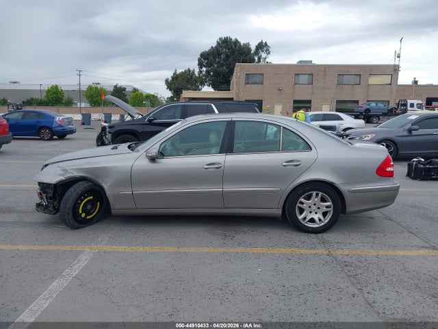 Продажа на аукционе авто 2004 Mercedes-benz E 320, vin: WDBUF65J54A414829, номер лота: 44910433