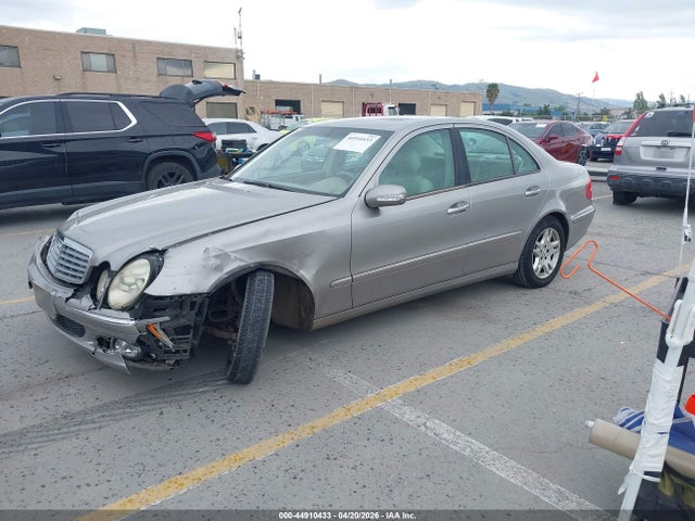 Продажа на аукционе авто 2004 Mercedes-benz E 320, vin: WDBUF65J54A414829, номер лота: 44910433