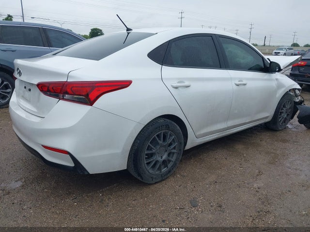 2022 Hyundai Accent Se მანქანა იყიდება აუქციონზე, vin: 3KPC24A65NE178583, აუქციონის ნომერი: 44910467