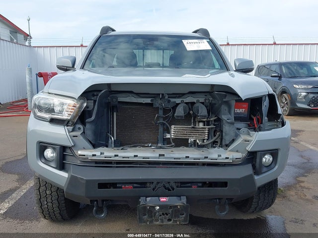 3TMCZ5AN8KM275609 Toyota Tacoma Trd Off Road