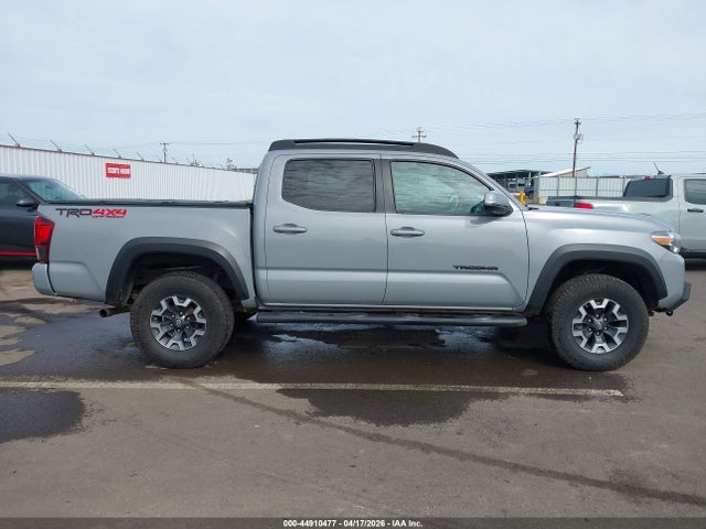 3TMCZ5AN8KM275609 Toyota Tacoma Trd Off Road