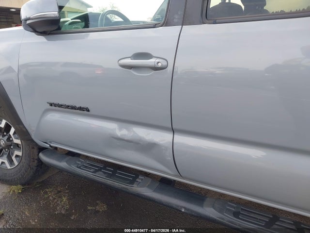 3TMCZ5AN8KM275609 Toyota Tacoma Trd Off Road