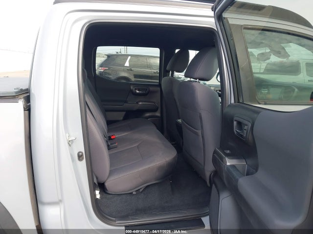 3TMCZ5AN8KM275609 Toyota Tacoma Trd Off Road