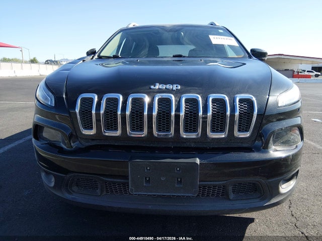 2016 Jeep Cherokee Latitude მანქანა იყიდება აუქციონზე, vin: 1C4PJMCB5GW214151, აუქციონის ნომერი: 44910490