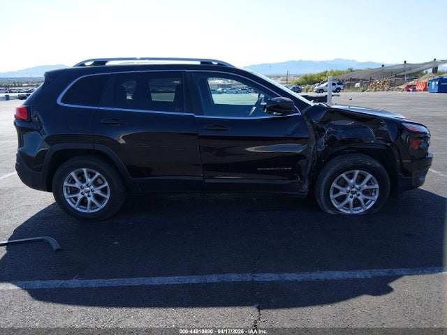2016 Jeep Cherokee Latitude მანქანა იყიდება აუქციონზე, vin: 1C4PJMCB5GW214151, აუქციონის ნომერი: 44910490
