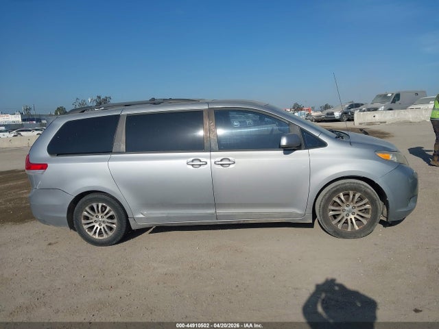 2012 Toyota Sienna Xle V6 8 Passenger მანქანა იყიდება აუქციონზე, vin: 5TDYK3DC0CS278904, აუქციონის ნომერი: 44910502